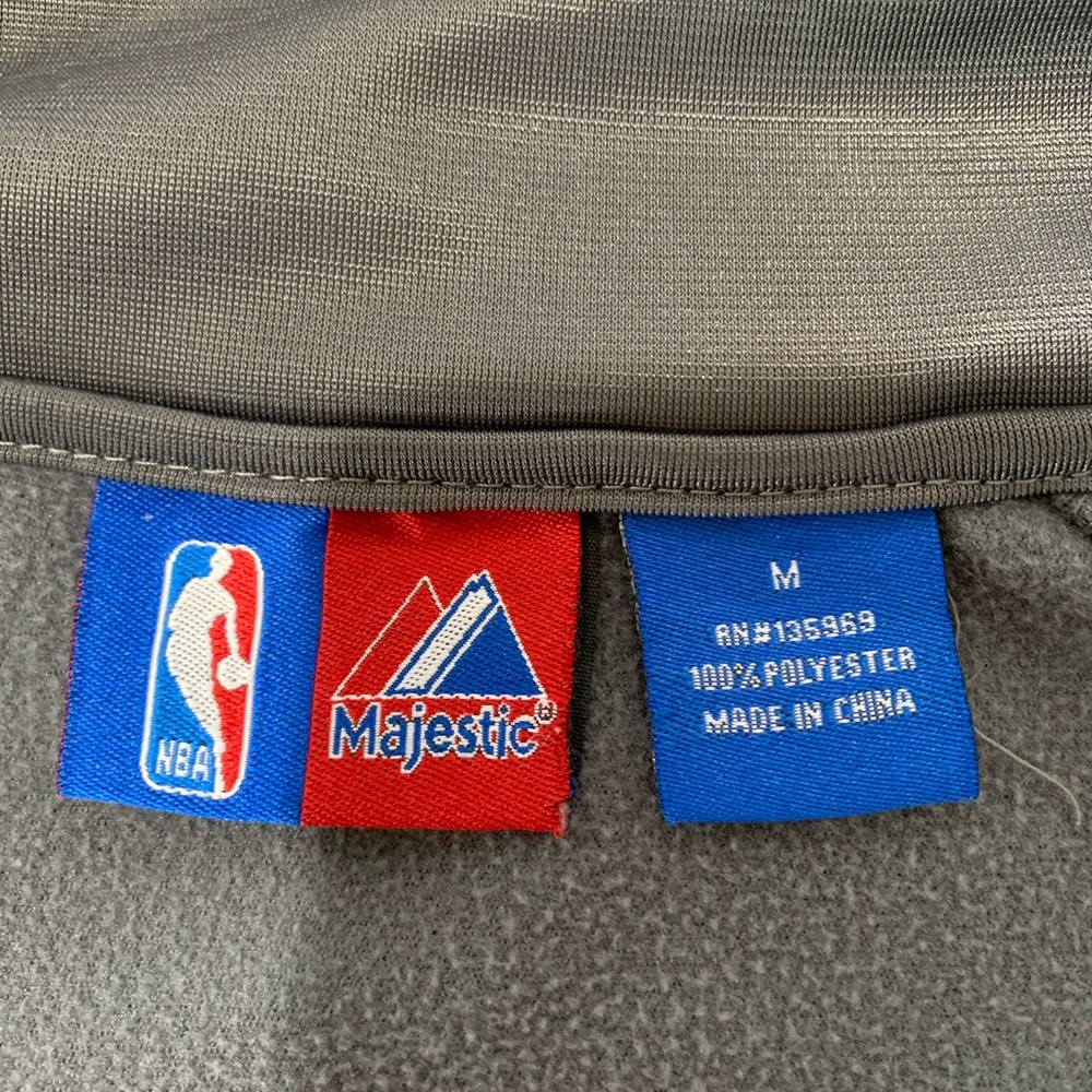 NBA MAJESTIC jacket! - Picture 4 of 6